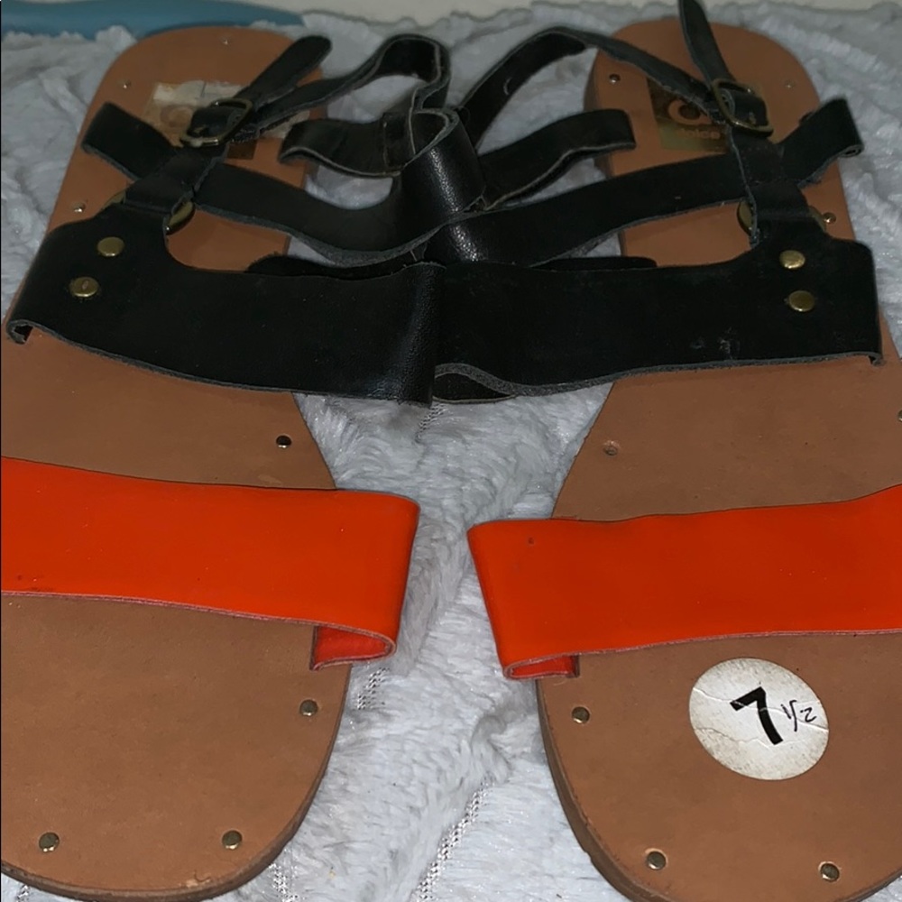 Women’s sandals